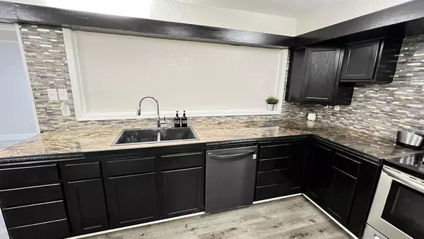 Coliving in Seffner - East Tampa, Tampa