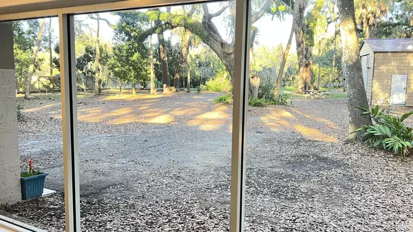 Coliving in Seffner - East Tampa, Tampa