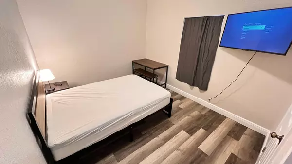 Coliving in Seffner - East Tampa, Tampa