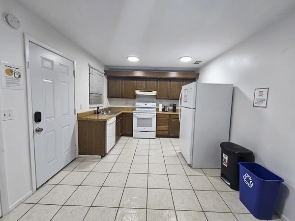 Coliving in Land O' Lakes - North Tampa, Tampa