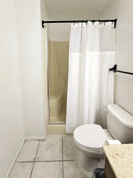 Coliving in Land O' Lakes - North Tampa, Tampa