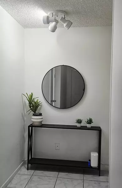 Coliving in Dania Beach - Broward County, Miami