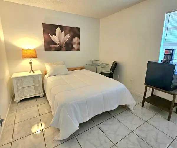 Coliving in Dania Beach - Broward County, Miami