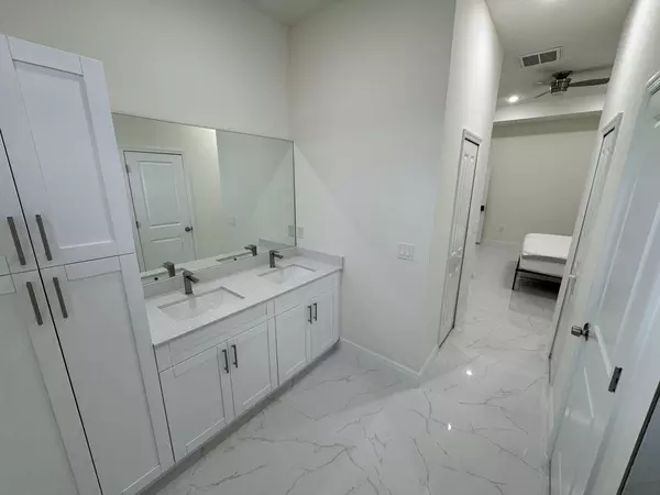 Coliving in Lehigh Acres - Fort Myers, Fort Myers