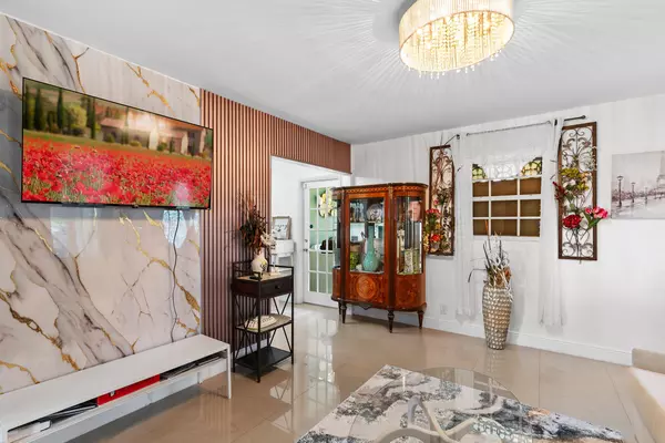 Coliving in Hallandale Beach - Broward County, Miami