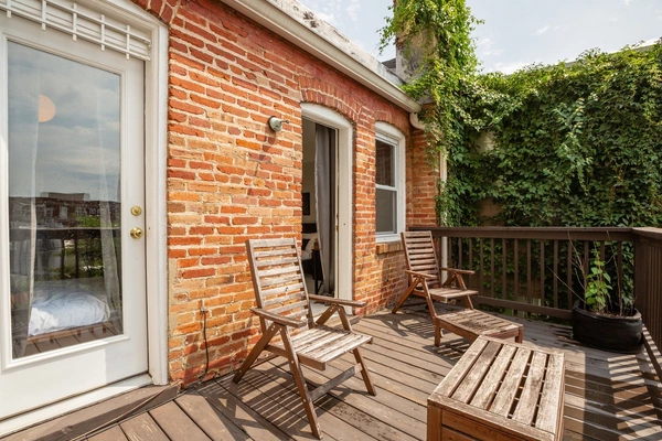 Coliving in Pleasant Plains - NE DC, Washington DC