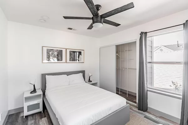 Coliving in Pasadena - The Verdugos, Los Angeles