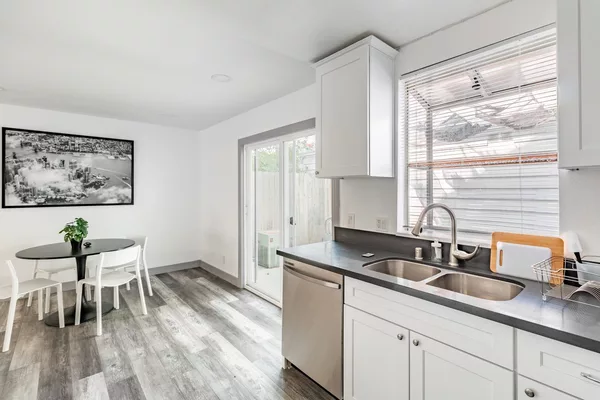 Coliving in Pasadena - The Verdugos, Los Angeles