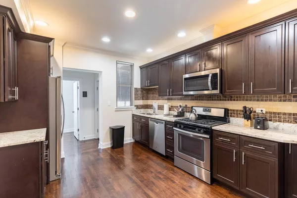 4 bedrooms apartment for rent in Avondale - North Side, Chicago