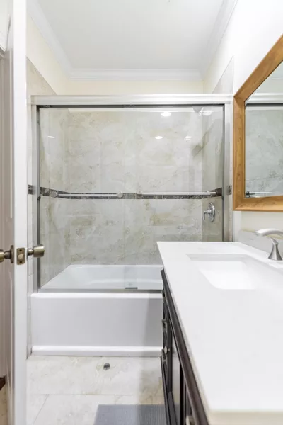 4 bedrooms apartment for rent in Avondale - North Side, Chicago