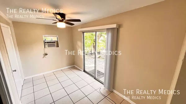 2 bedrooms apartment for rent in Vista East - East Orlando, Orlando