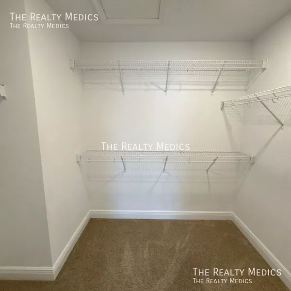 3 bedrooms apartment for rent in Vista East - East Orlando, Orlando