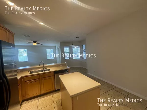 4 bedrooms apartment for rent in Vista East - East Orlando, Orlando