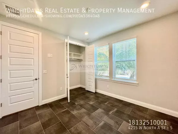 3 bedrooms apartment for rent in Beach Park - West Tampa, Tampa