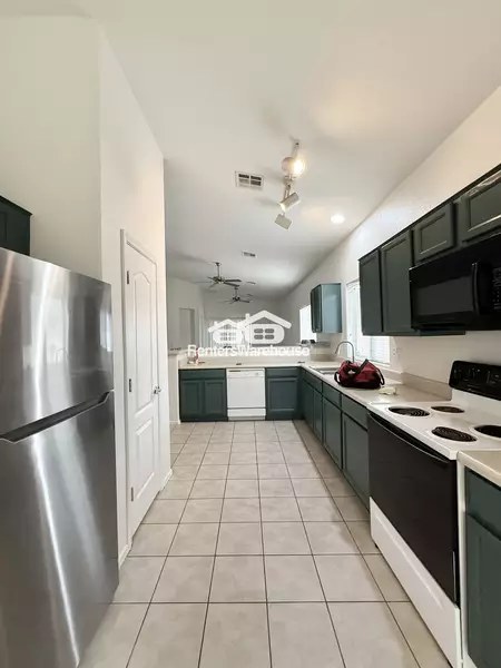 3 bedrooms apartment for rent in Desert View - Phoenix, Phoenix