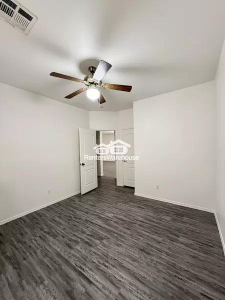 3 bedrooms apartment for rent in Desert View - Phoenix, Phoenix