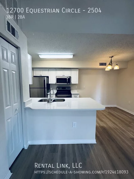 3 bedrooms apartment for rent in Villas - Fort Myers, Fort Myers