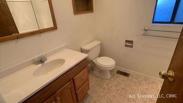 3 bedrooms apartment for rent in Old Colorado City - Central COS, Colorado Springs