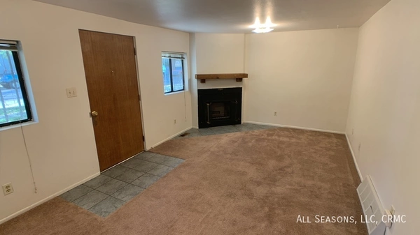 3 bedrooms apartment for rent in Old Colorado City - Central COS, Colorado Springs