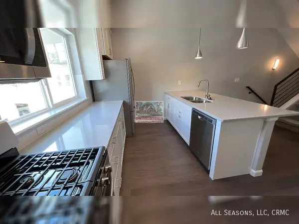 3 bedrooms apartment for rent in Downtown COS - Central COS, Colorado Springs