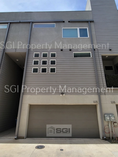 3 bedrooms apartment for rent in Downtown Dallas - Ne Dallas, Dallas