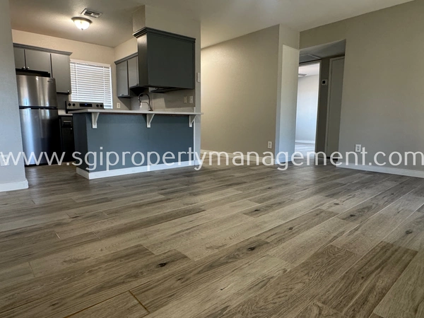 3 bedrooms apartment for rent in Desert View - Phoenix, Phoenix