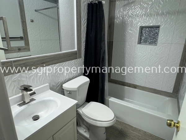 3 bedrooms apartment for rent in Desert View - Phoenix, Phoenix