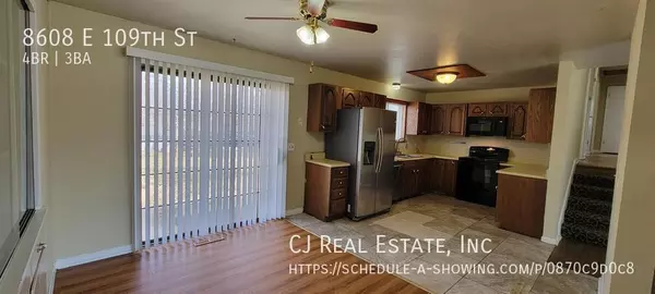 4 bedrooms apartment for rent in Ruskin Heights - KCMO, Kansas City