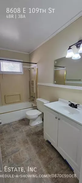 4 bedrooms apartment for rent in Ruskin Heights - KCMO, Kansas City