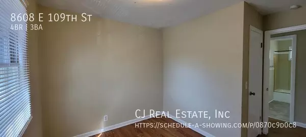 4 bedrooms apartment for rent in Ruskin Heights - KCMO, Kansas City