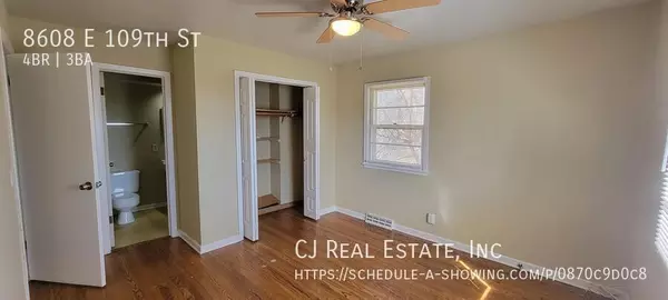 4 bedrooms apartment for rent in Ruskin Heights - KCMO, Kansas City