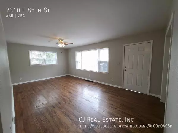 4 bedrooms apartment for rent in Marlborough - KCMO, Kansas City