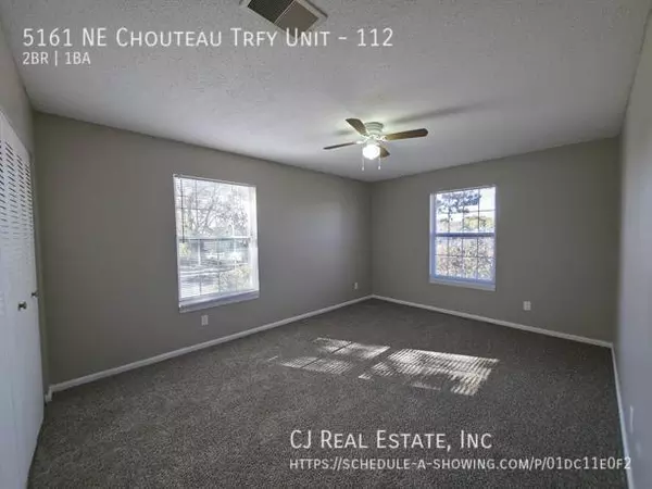 2 bedrooms apartment for rent in Gladstone - Outer KCMO, Kansas City