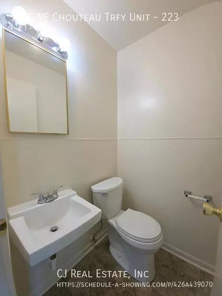 2 bedrooms apartment for rent in Gladstone - Outer KCMO, Kansas City