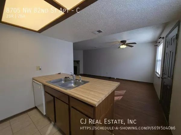 2 bedrooms apartment for rent in Parkville - Outer KCMO, Kansas City