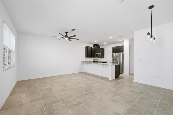3 bedrooms apartment for rent in Vista East - East Orlando, Orlando