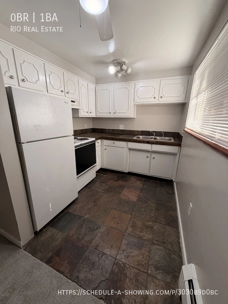 Studio Apartment for rent in Country Club - Center Denver, Denver