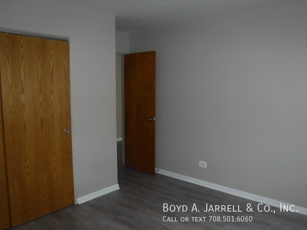 1 bedroom apartment for rent in Chatham - Far Southeast Side, Chicago