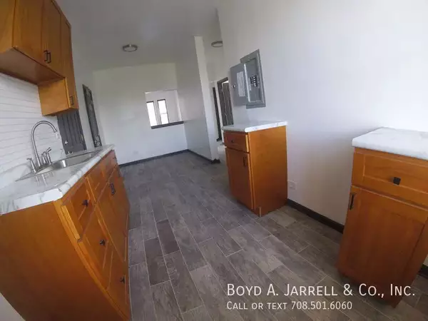 3 bedrooms apartment for rent in Washington Park - South Side, Chicago