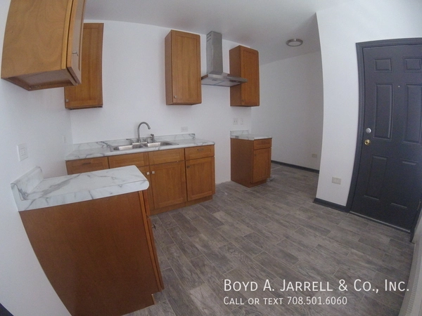 2 bedrooms apartment for rent in Washington Park - South Side, Chicago