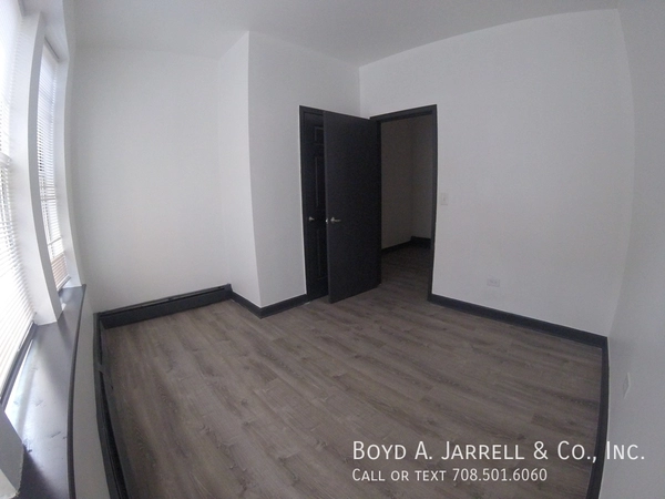 3 bedrooms apartment for rent in Washington Park - South Side, Chicago