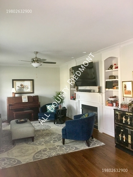 4 bedrooms apartment for rent in Sedgefield - Central Charlotte, Charlotte