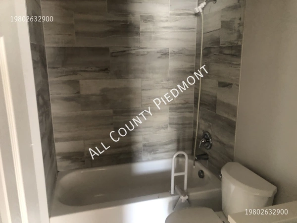 4 bedrooms apartment for rent in Druid Hills - North Charlotte, Charlotte