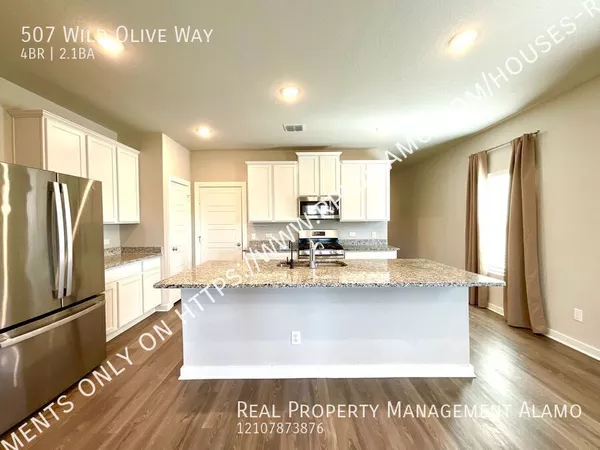 4 bedrooms apartment for rent in Kirby - East SATX, San Antonio