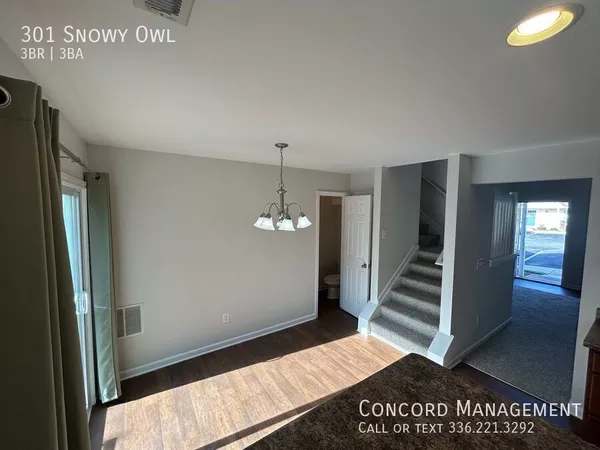 3 bedrooms apartment for rent in Oak Ridge - Outer Triad, Greensboro