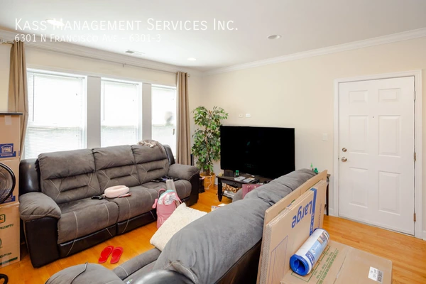 2 bedrooms apartment for rent in West Ridge - Far North Side, Chicago