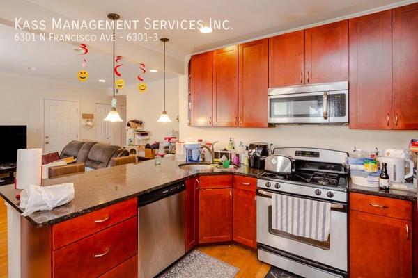 2 bedrooms apartment for rent in West Ridge - Far North Side, Chicago