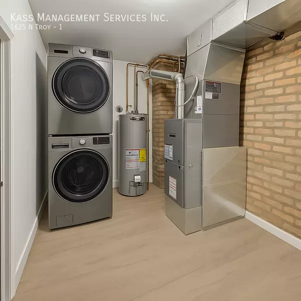 2 bedrooms apartment for rent in Humboldt Park - West Side, Chicago