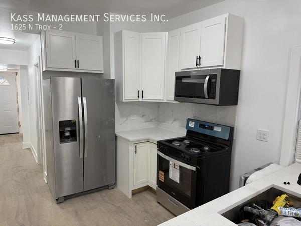 3 bedrooms apartment for rent in Humboldt Park - West Side, Chicago