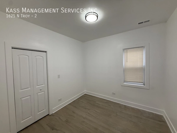 3 bedrooms apartment for rent in Humboldt Park - West Side, Chicago